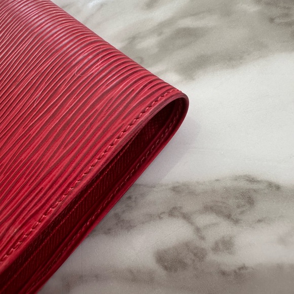 Louis Vuitton Epi Red Wallet - Picture 7 of 15